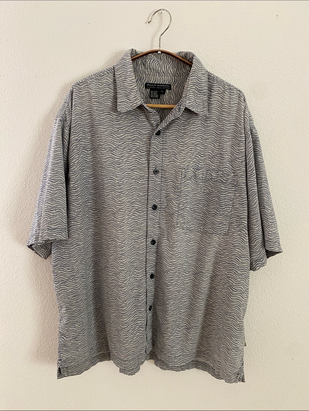 Royal Robbins Outdoor & Travel Men's Short Sleeve Button-Up Shirt